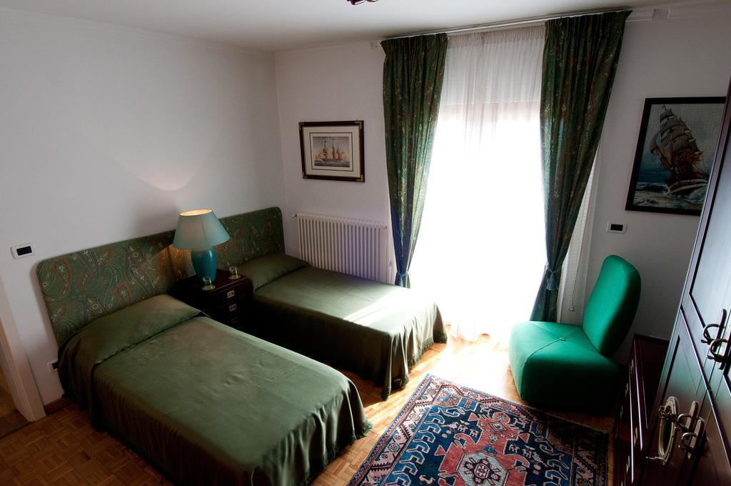 La Casa Sul Fiume Bed & Breakfast San Daniele del Friuli Rom bilde